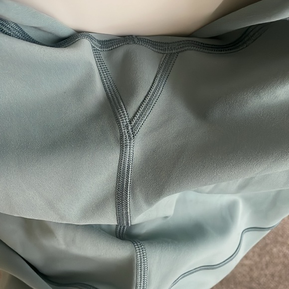 Lululemon In Movement 7/8 Tight *Everlux 25" in Frosted Pine Size 8 - Picture 6 of 6